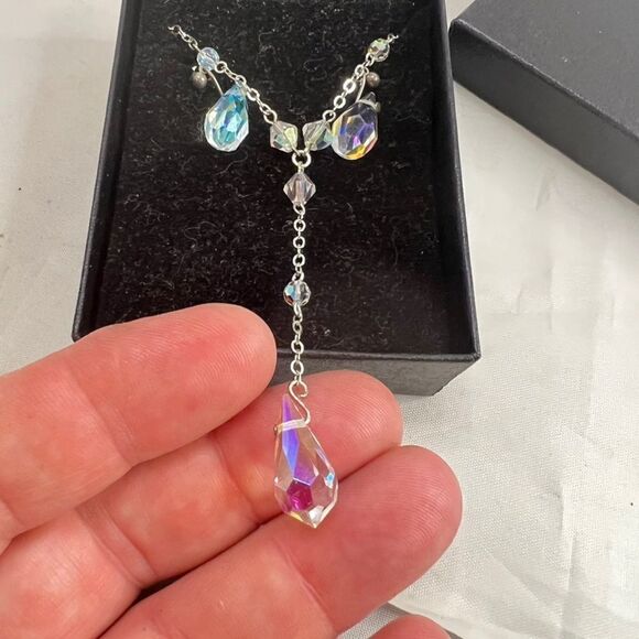 Crystal Tear Drop Necklace And Earrings - Picture 1 of 3